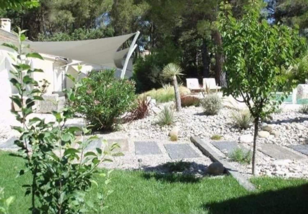 … Et La Fourmi Villa Saumane-de-Vaucluse Dış mekan fotoğraf